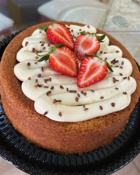 Celle Cakes .